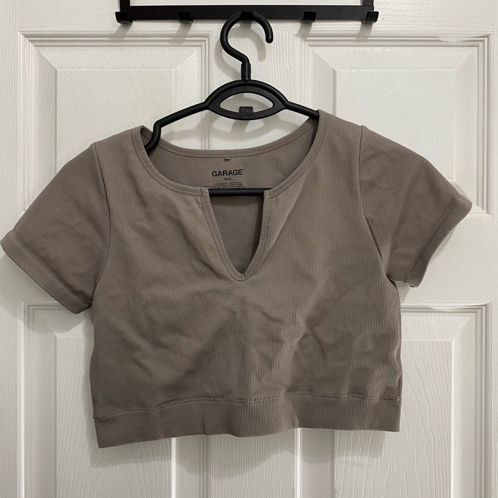 GARAGE Ribbed Seamless T-Shirt with Notch V Neck